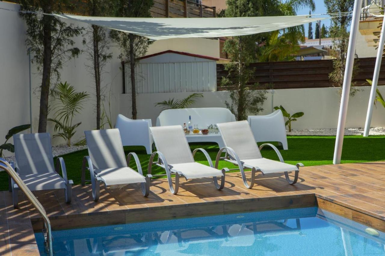 Tsokkos Family Villa - Pool Garden 2' Walk To Beach Protaras Eksteriør billede